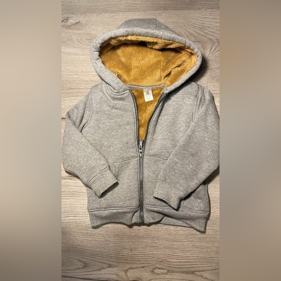 3T Carters sweatshirt​ - Picture 1 of 2